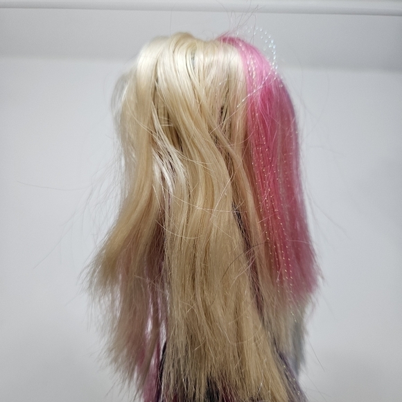 Monster High Picture Day Abbey Bominable Doll - Picture 3 of 4